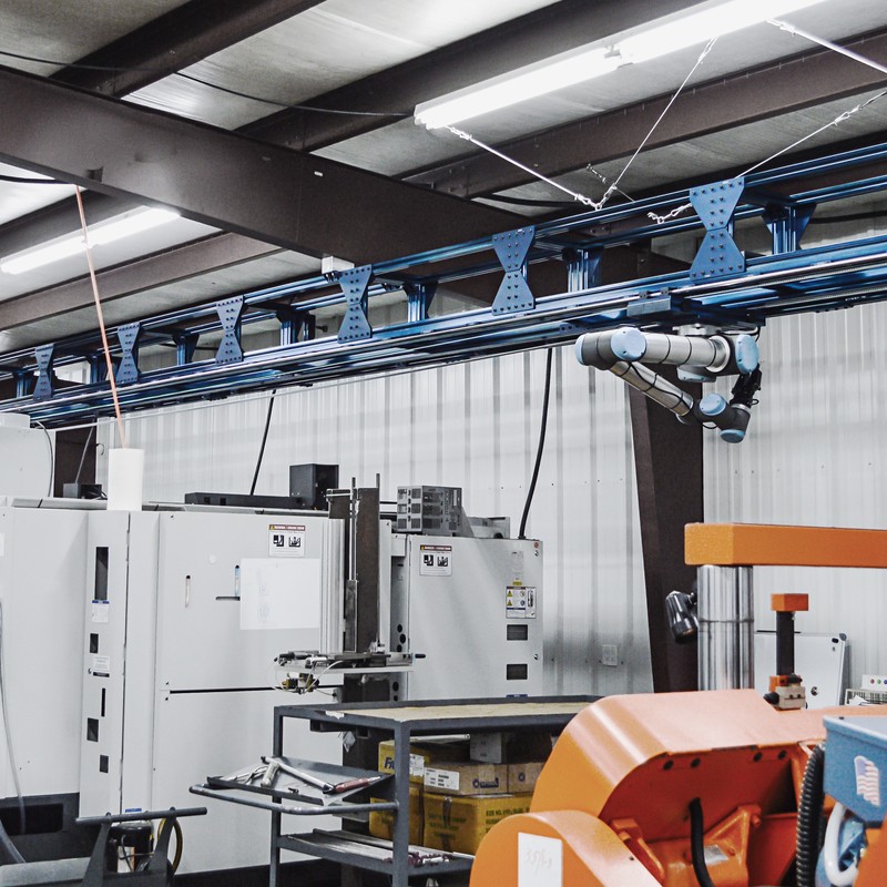 Overhead 7th axis for UR Cobot - Walt Industries, Inc.